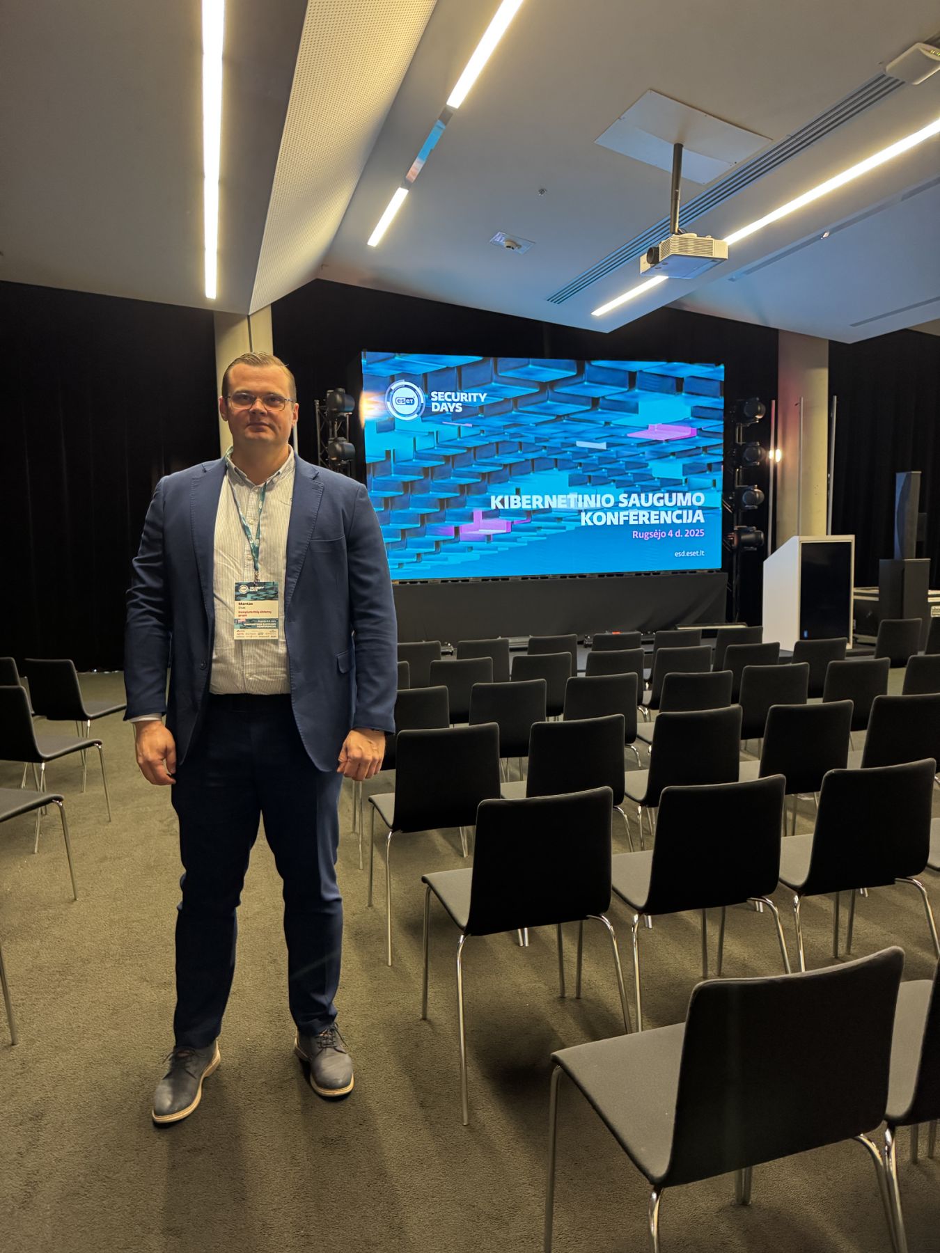 Generolas ir darbe ir mūšio lauke